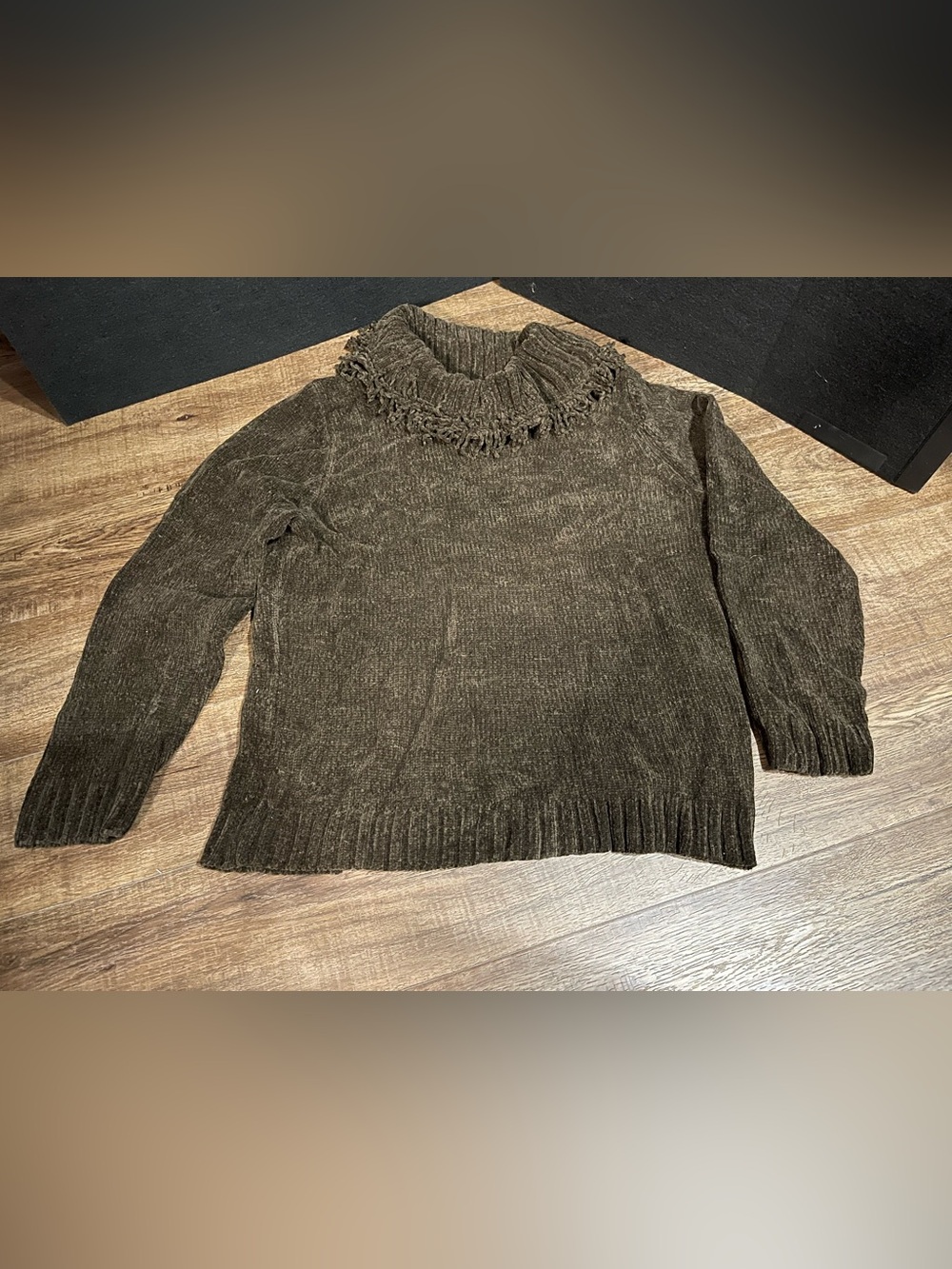 Cozy Fringe Turtleneck Sweater - Brown- size Medium